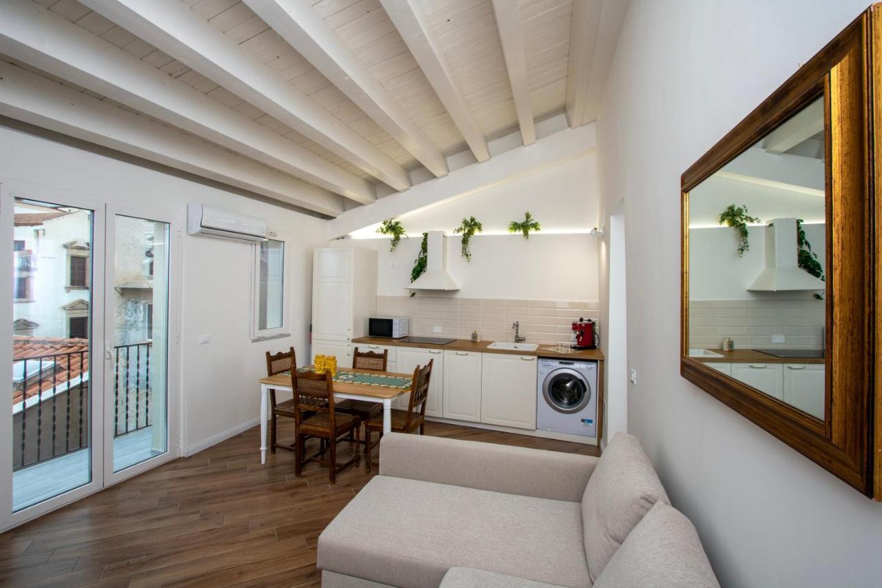 Cortile Del Greco Apartments パレルモ エクステリア 写真