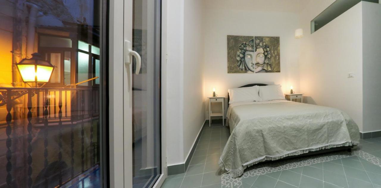Cortile Del Greco Apartments パレルモ エクステリア 写真